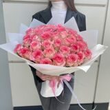 Букет из розово-белых роз Джумилия
